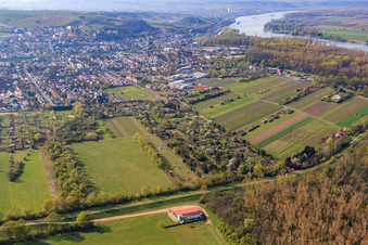 Stadtansicht von Osten in Oppenheim im Bundesland Rheinland-Pfalz, Deutschland