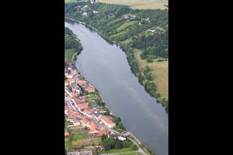 Rettel im Bundesland Moselle, Frankreich aus der Vogelperspektive