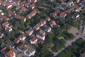 Bismarckstr in Kandel im Bundesland Rheinland-Pfalz, Deutschland von der Drohne aus gesehen