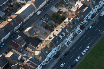 Drohnenbild von Deal im Bundesland England, Großbritanien