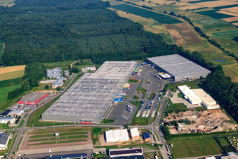 Industriegebiet Horst, Zufall Logistikcenter im Ortsteil Minderslachen in Kandel im Bundesland Rheinland-Pfalz, Deutschland von oben