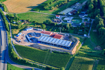 Geothermieanlage der Pfalzwerke geofuture GmbH bei Insheim an der A65 im Bundesland Rheinland-Pfalz, Deutschland von einer Drohne aus