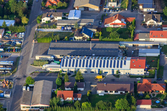 Gewerbegebiet Am Kleinwald mit Klarsicht-Verpackungen Weber GmbH und Lisa Wetzel Beautycastle - Kosmetiksalon Herxheim in Herxheim bei Landau im Bundesland Rheinland-Pfalz, Deutschland