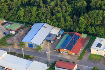 Gewerbegebiet Am Gäxwald mit   Ralf Birkmeyer KFZ-Werkstatt in Herxheim bei Landau im Bundesland Rheinland-Pfalz, Deutschland