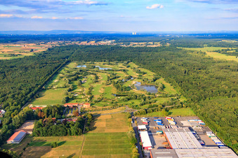 Luftbild von Golfanlage Landgut Dreihof - GOLF absolute in Essingen im Bundesland Rheinland-Pfalz, Deutschland