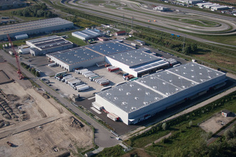 Wörth am Rhein, Industriegebiet Oberwald im Bundesland Rheinland-Pfalz, Deutschland aus der Drohnenperspektive