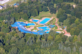 Luftaufnahme von Badepark Wörth am Rhein im Bundesland Rheinland-Pfalz, Deutschland