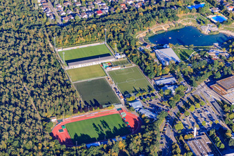Luftbild von Waldstadion,   Astoria-Halle Sport und Kultur des SG Walldorf Astoria 1902 e.V., FC-Astoria-Stadion und   Aqwa Bäder u. Saunapark Walldorf im Bundesland Baden-Württemberg, Deutschland