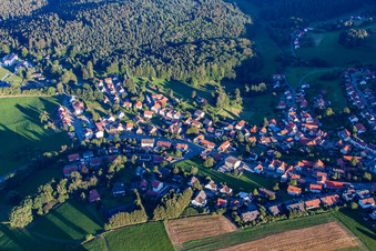 Luftaufnahme von Ortsteil Siedelsbrunn in Wald-Michelbach im Bundesland Hessen, Deutschland