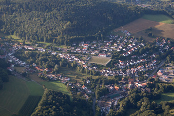 Drohnenbild von Ortsteil Affolterbach in Wald-Michelbach im Bundesland Hessen, Deutschland