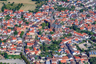 Luftbild von St. Vitus im Ortsteil Rheinsheim in Philippsburg im Bundesland Baden-Württemberg, Deutschland