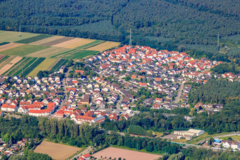 Luftbild von Ortansicht von Nordosten im Ortsteil Sondernheim in Germersheim im Bundesland Rheinland-Pfalz, Deutschland