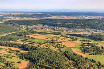 Ortsansicht von Nordwesten in Aidlingen im Bundesland Baden-Württemberg, Deutschland