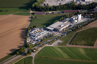 Schrägluftbild von Sindelfingen-Darmsheim, Mühlackerstraße , Fa. Kömpf im Bundesland Baden-Württemberg, Deutschland