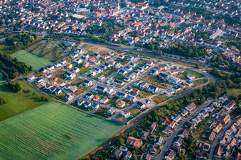 Ortsteil Jöhlingen in Walzbachtal im Bundesland Baden-Württemberg, Deutschland aus der Vogelperspektive