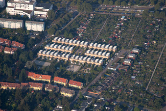 Franzosenwiese im Ortsteil Nordstadt in Karlsruhe im Bundesland Baden-Württemberg, Deutschland