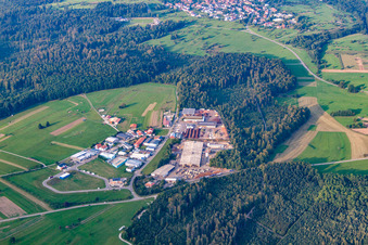 Schrägluftbild von Ortsteil Pfaffenrot in Marxzell im Bundesland Baden-Württemberg, Deutschland