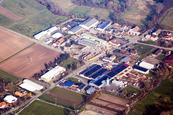 Gewerbegebiet und Firmenansiedlung Industriestraße im Ortsteil Billigheim in Billigheim-Ingenheim im Bundesland Rheinland-Pfalz, Deutschland
