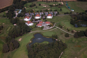 Soufflenheim, Golfclub Baden-Baden Soufflenheim im Bundesland Bas-Rhin, Frankreich von oben gesehen