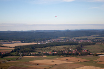 Luftaufnahme von Ingwiller im Bundesland Bas-Rhin, Frankreich
