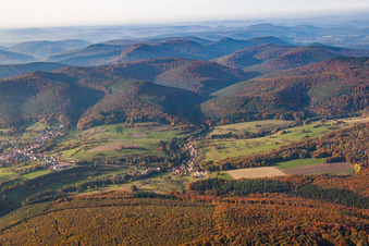 Wingen im Bundesland Bas-Rhin, Frankreich von einer Drohne aus