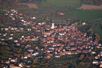 Gœrsdorf im Bundesland Bas-Rhin, Frankreich von oben gesehen