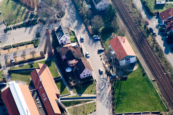 Luftbild von Am Bahnhof in Jockgrim im Bundesland Rheinland-Pfalz, Deutschland