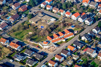 Danzigerstraße Marienstraße Kindergarten Albertino und Schwalbennest in Jockgrim im Bundesland Rheinland-Pfalz, Deutschland