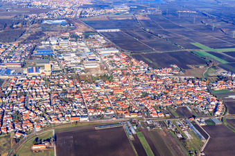 Ortansicht aus Süden in Maxdorf im Bundesland Rheinland-Pfalz, Deutschland