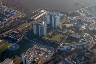 Klinikgelände des Krankenhauses BG Klinik Ludwigshafen in Ludwigshafen am Rhein im Ortsteil Oggersheim im Bundesland Rheinland-Pfalz, Deutschland aus der Vogelperspektive