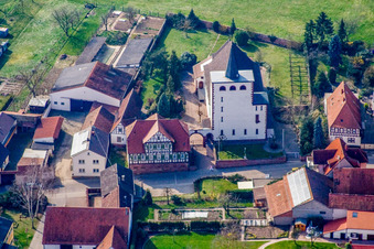 Kath. Kirche in Minfeld im Bundesland Rheinland-Pfalz, Deutschland