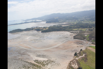 Ortsteil Preece Point in Coromandel im Bundesland Waikato, Neuseeland aus der Luft betrachtet