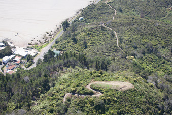 Luftaufnahme von Ortsteil Wyuna Bay in Coromandel im Bundesland Waikato, Neuseeland