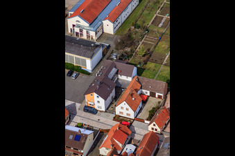 Drohnenaufname von Raiffeisenstr in Minfeld im Bundesland Rheinland-Pfalz, Deutschland