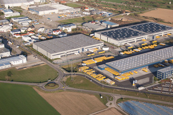 DACHSER Logistikzentrum Karlsruhe GmbH, Malsch im Bundesland Baden-Württemberg, Deutschland aus der Vogelperspektive