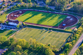 Stadion und Kunstrasenplatz des FSV Offenbach in Offenbach an der Queich im Bundesland Rheinland-Pfalz, Deutschland