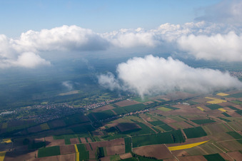 Drohnenaufname von Ortsteil Schaidt in Wörth am Rhein im Bundesland Rheinland-Pfalz, Deutschland