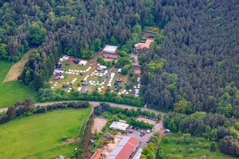 Zeltlager am Jugendzeltplatz-Hauenstein im Bundesland Rheinland-Pfalz, Deutschland