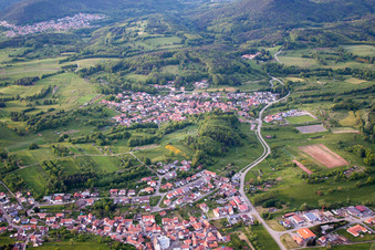 Schrägluftbild von Völkersweiler im Bundesland Rheinland-Pfalz, Deutschland