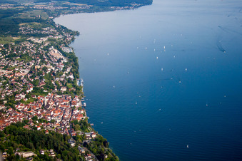 Stadtkern an den See- Uferbereichen des Bodensee in Überlingen im Bundesland Baden-Württemberg, Deutschland