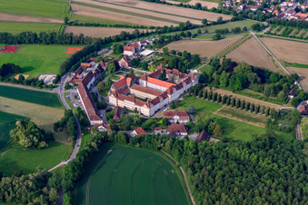 Luftbild von Schule Schloss Salem im Kloster und Schloss Salem im Ortsteil Stefansfeld im Bundesland Baden-Württemberg, Deutschland