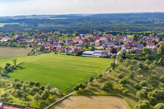 Ortsteil Taisersdorf in Owingen im Bundesland Baden-Württemberg, Deutschland von oben