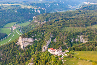 Gebäude der Jugendherberge DJH Burg Wildenstein in Leibertingen im Bundesland Baden-Württemberg, Deutschland
