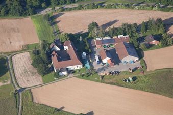 Thomashof im Ortsteil Durlach in Karlsruhe im Bundesland Baden-Württemberg, Deutschland von oben