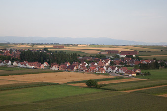 Schleithal im Bundesland Bas-Rhin, Frankreich von oben
