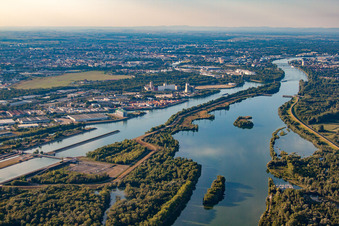 Hafen Strasbourg im Ortsteil Port du Rhin Sud in Straßburg im Bundesland Bas-Rhin, Frankreich