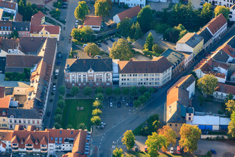 Kreisverwaltung Germersheim am Luitpoldplatz im Bundesland Rheinland-Pfalz, Deutschland