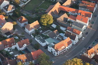 Zum Löwen im Ortsteil Eggenstein in Eggenstein-Leopoldshafen im Bundesland Baden-Württemberg, Deutschland