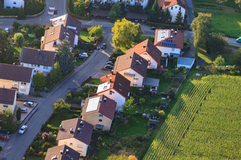 Am Rothsberg in Ispringen im Bundesland Baden-Württemberg, Deutschland aus der Luft