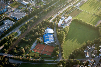 Sport & Tennispark Remchingen im Ortsteil Wilferdingen im Bundesland Baden-Württemberg, Deutschland